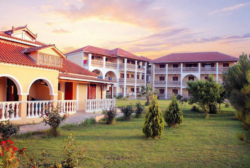 Elpida City Hotel セレス エクステリア 写真